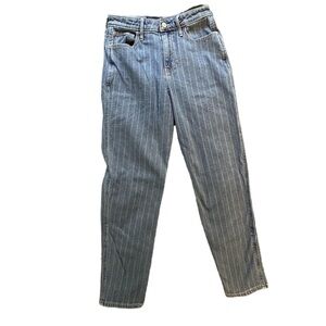 Hollister women’s 7 pinstriped mom jeans